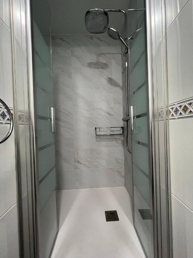 Amplio Y Centrico Piso Con Patio. Διαμέρισμα A Coruña Εξωτερικό φωτογραφία